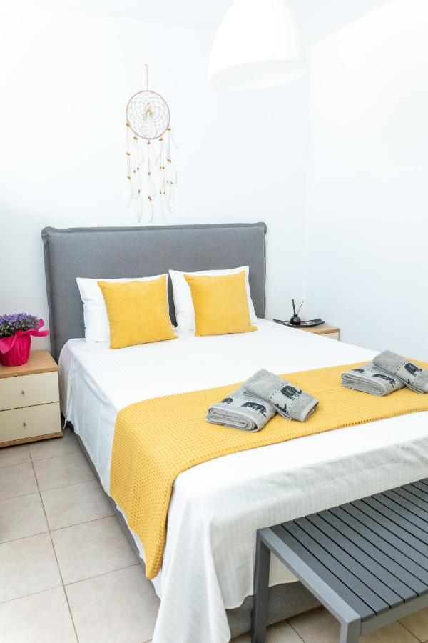 Warm Studio Apartment In Heraklion エクステリア 写真